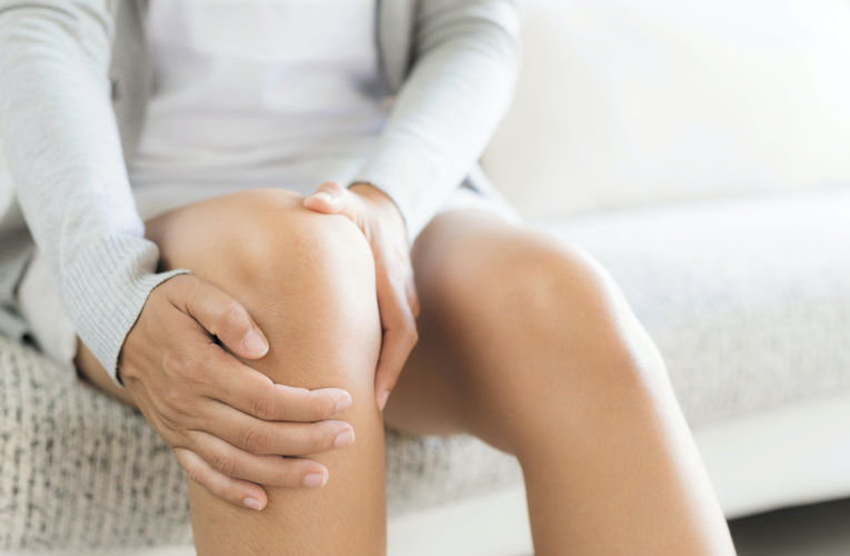 Crafton What Causes Sudden Knee Pain without Injury?